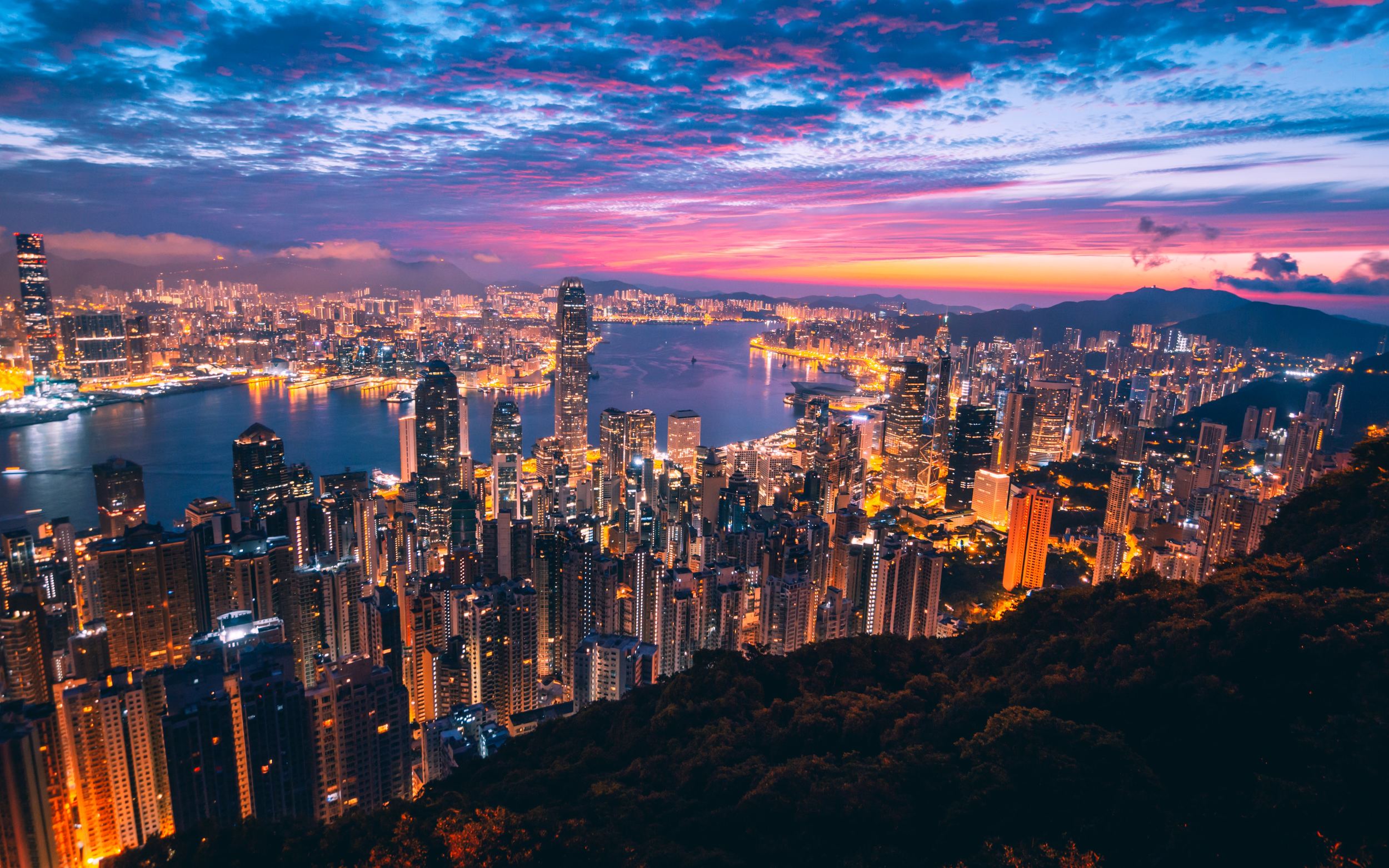 when to visit Hong Kong