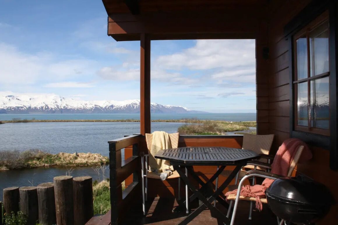 2 bedroom cottage cuddled into nature