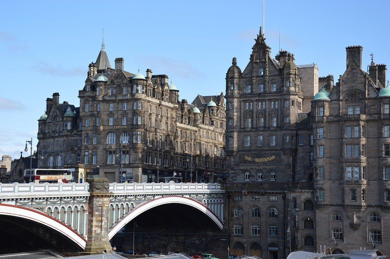 when to visit Edinburgh