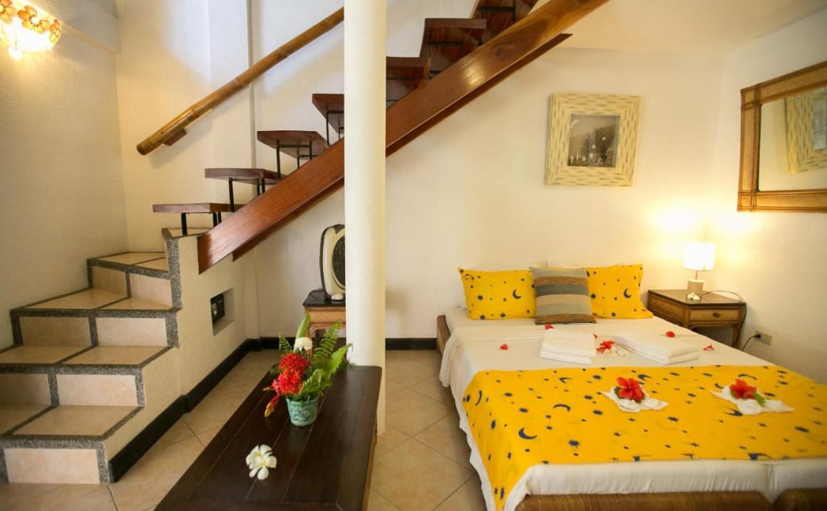 Dolphin House Resort Cebu