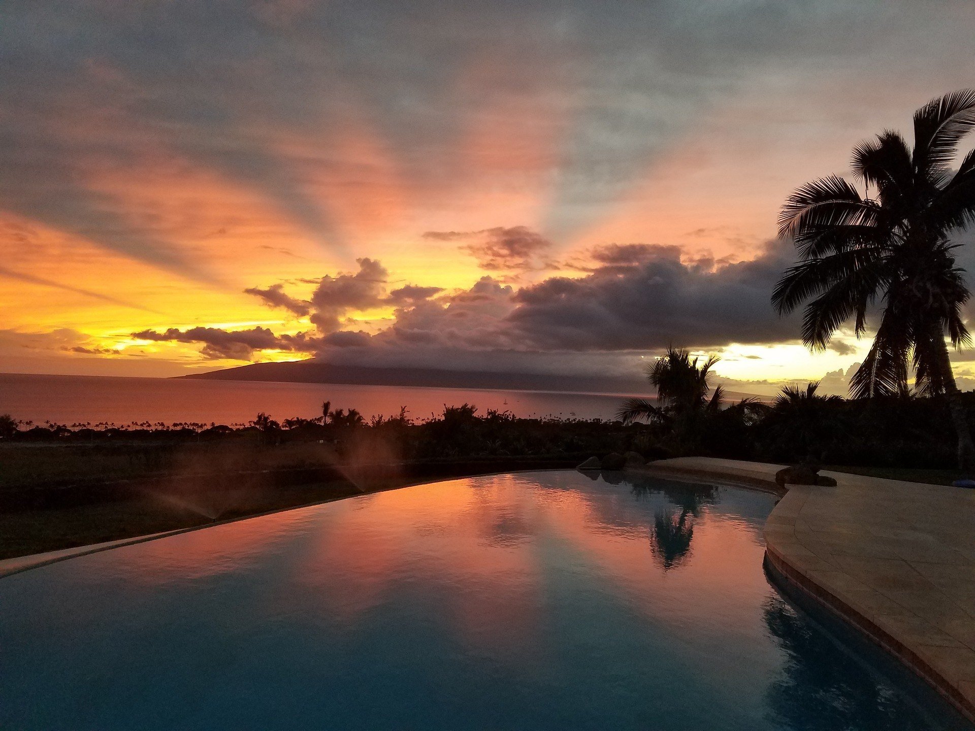 Sunset at Lahaina - Where to Stay in Maui for Your First Time