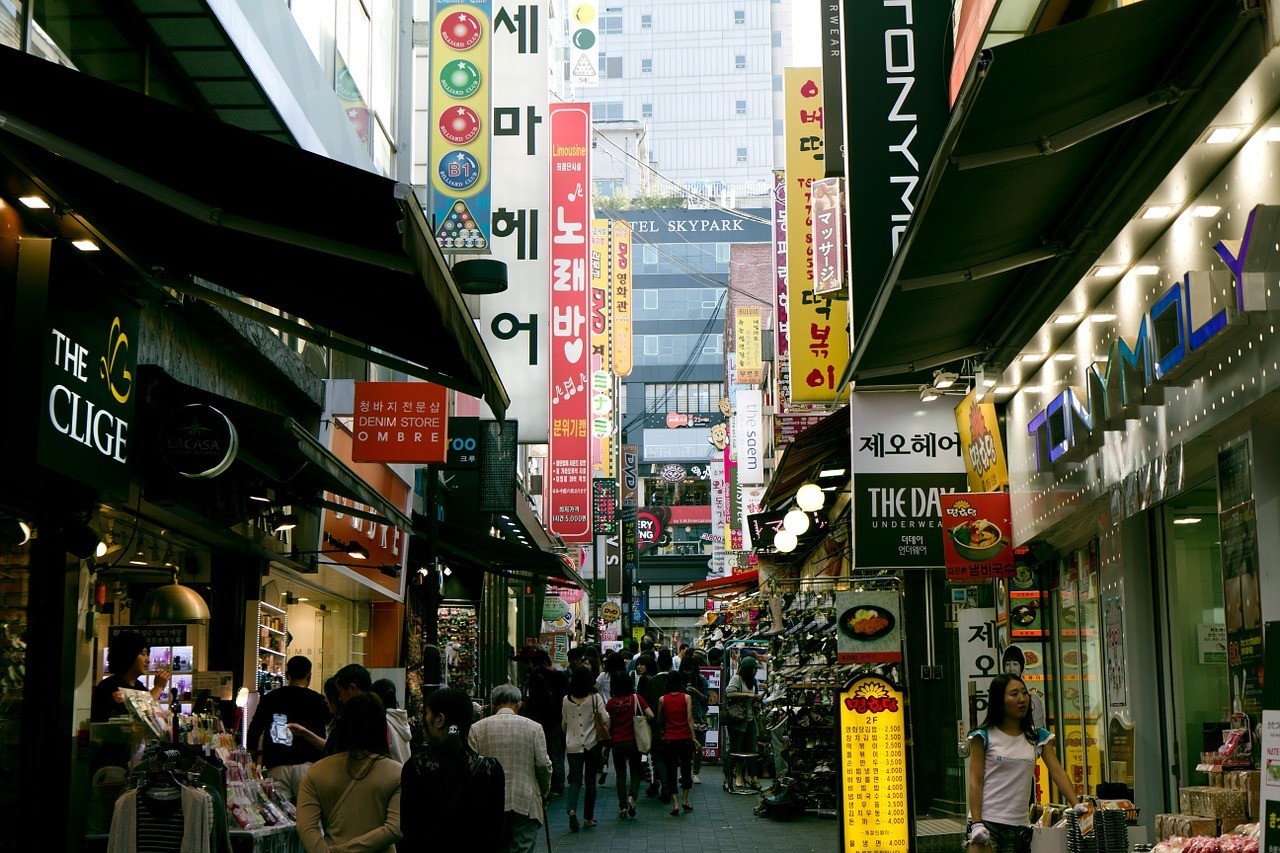Shopping at Namdaemun Market