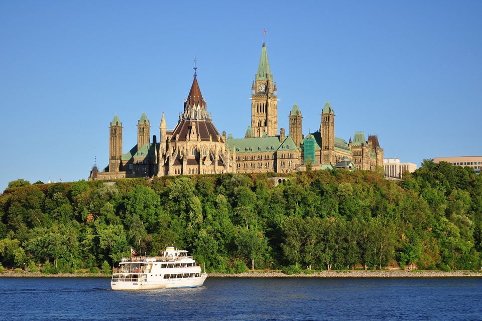 Ottawa Ultimate 4-Hour City Tour