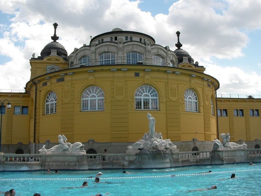 băile termale Szechenyi