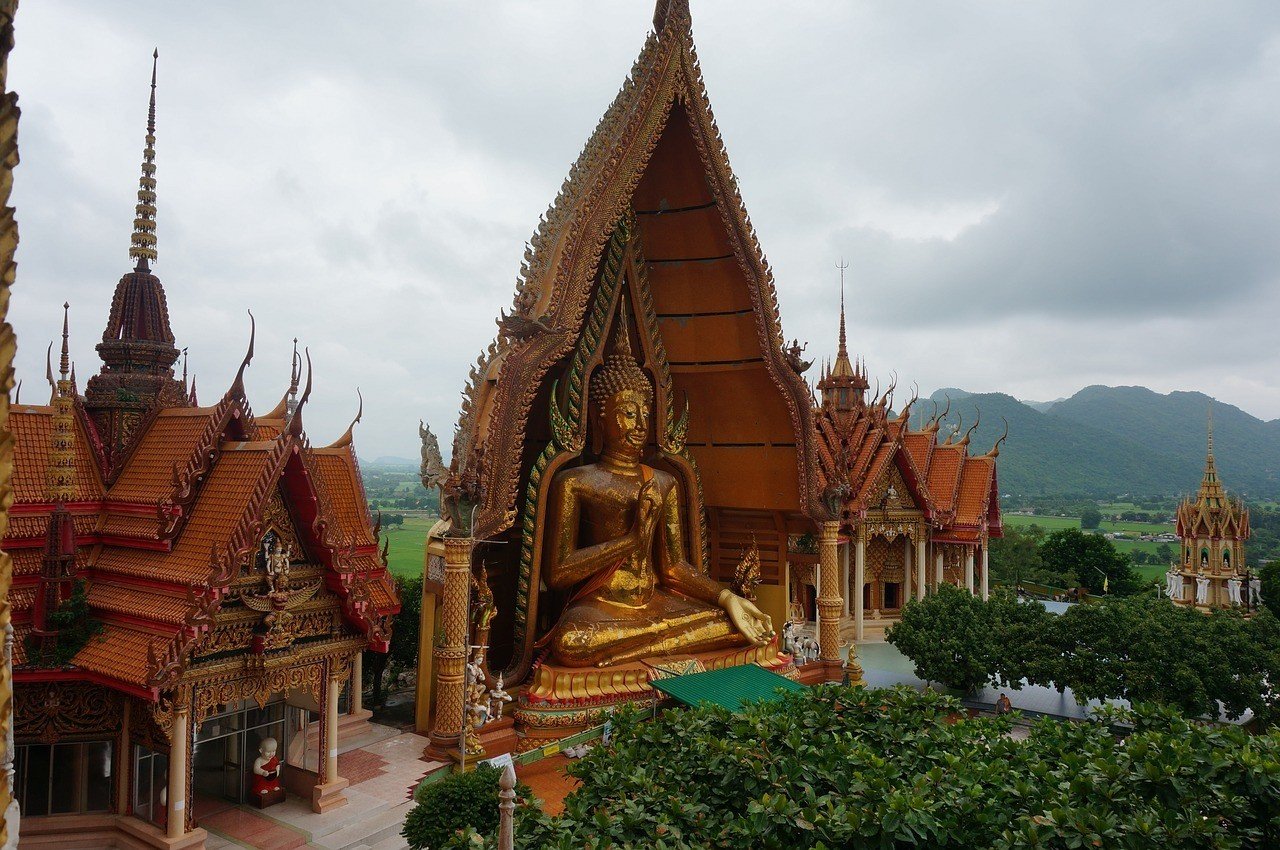 Wat Tham Sua