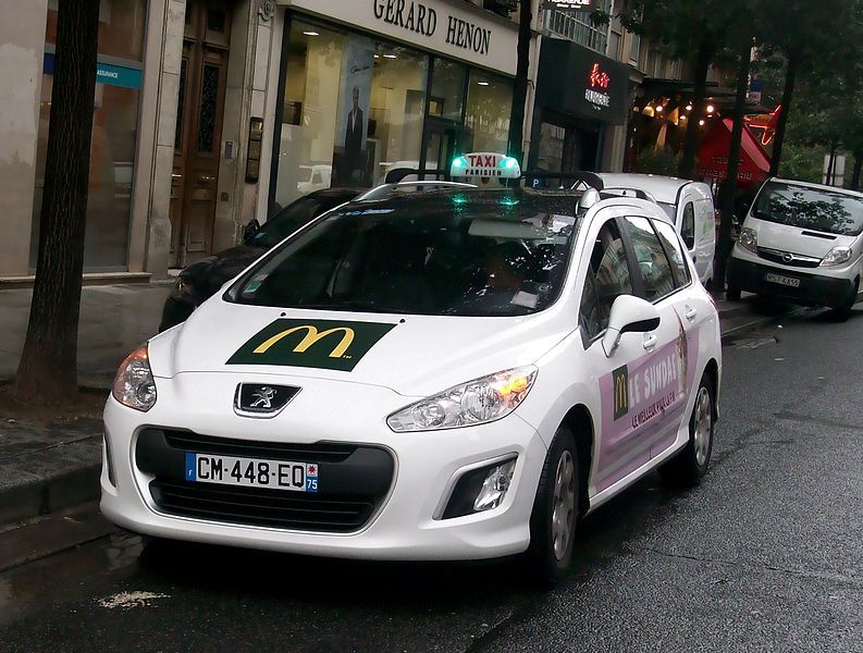 Are taxis safe in Paris?
