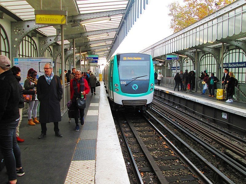 Is public transportation in Paris safe?