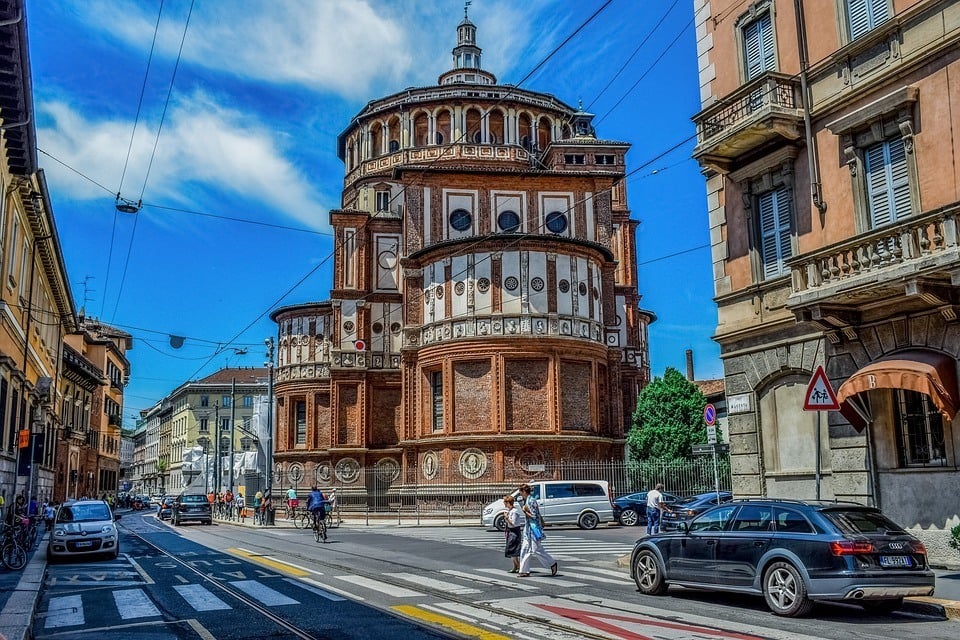  Entire Flat – Duomo Square, Milan