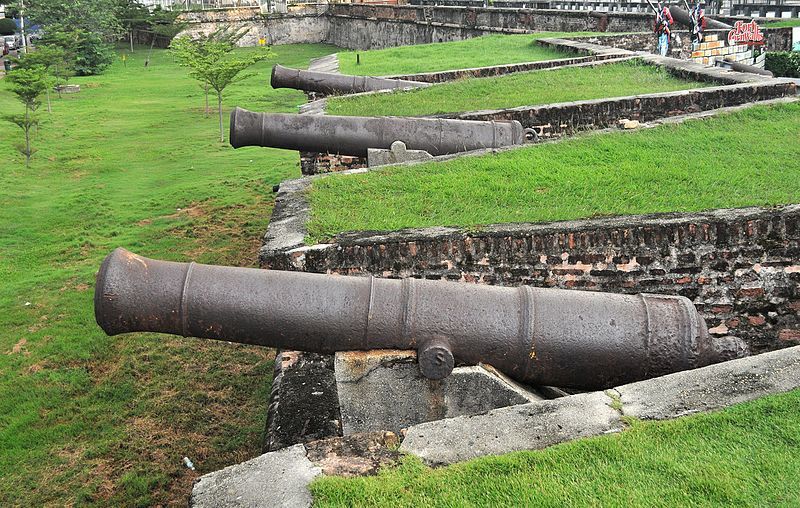 cannons at fort cornwallis in between green grass in penang