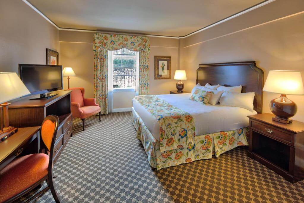 Menger Hotel