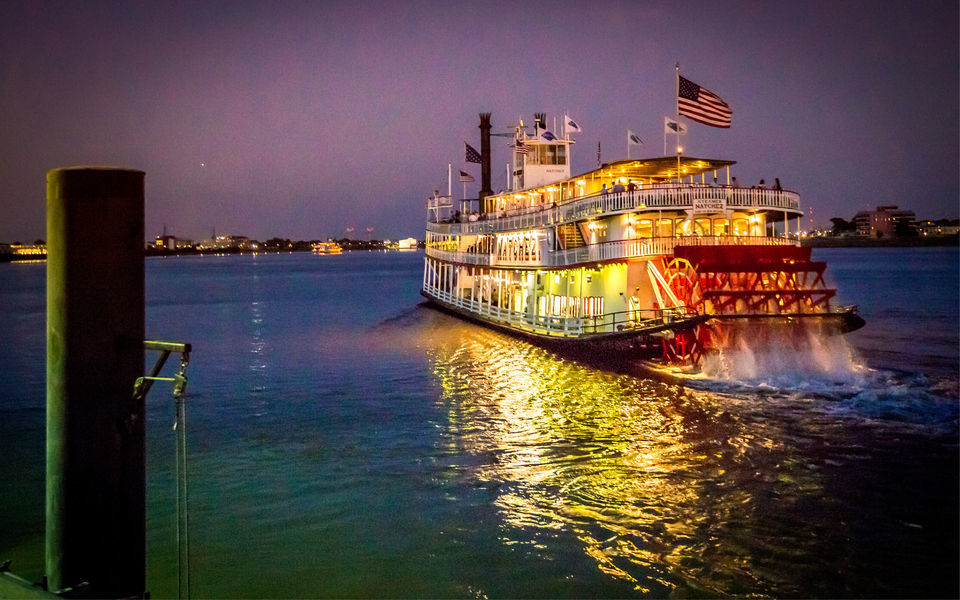 Mississippi Jazz Boat Cruise