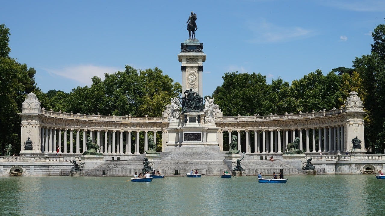 tilbage Fahrenheit billet 21 BEST Places to Visit in Madrid (2022 Guide)