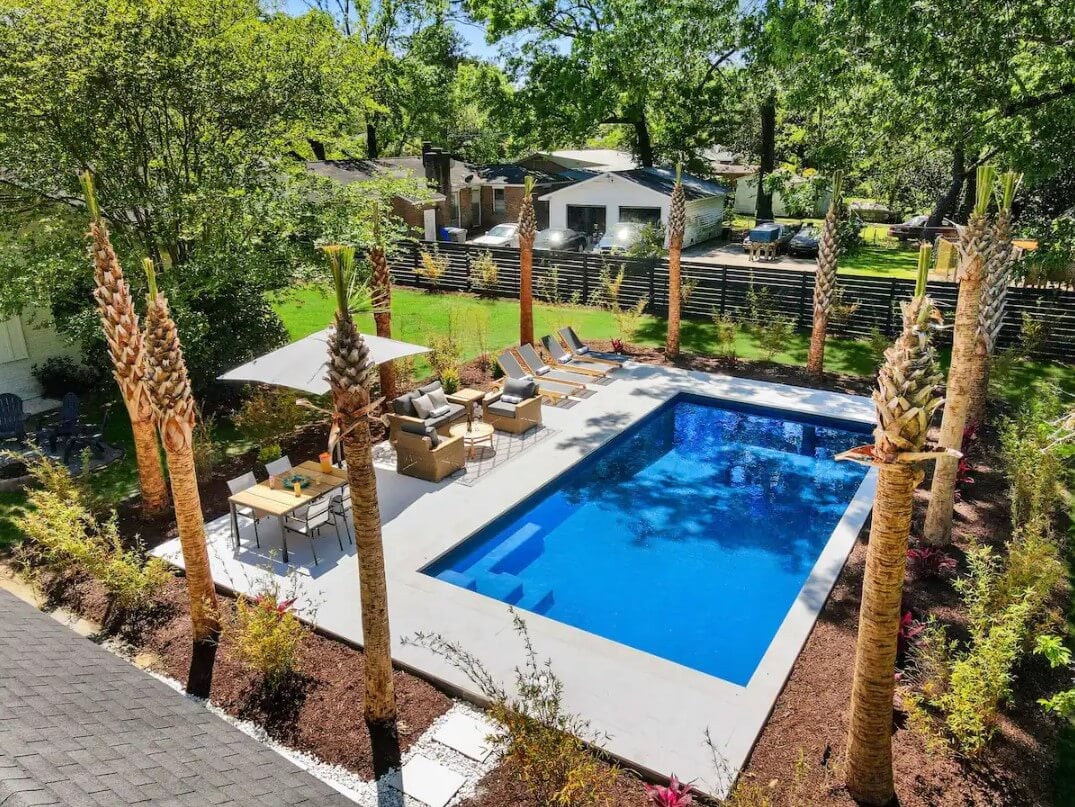 SullyChic 5 Bedroom | Private Lux Pool Park Circle