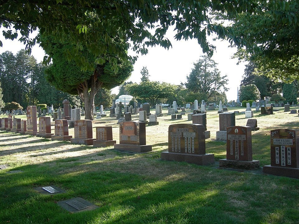 Lake View Cemetery