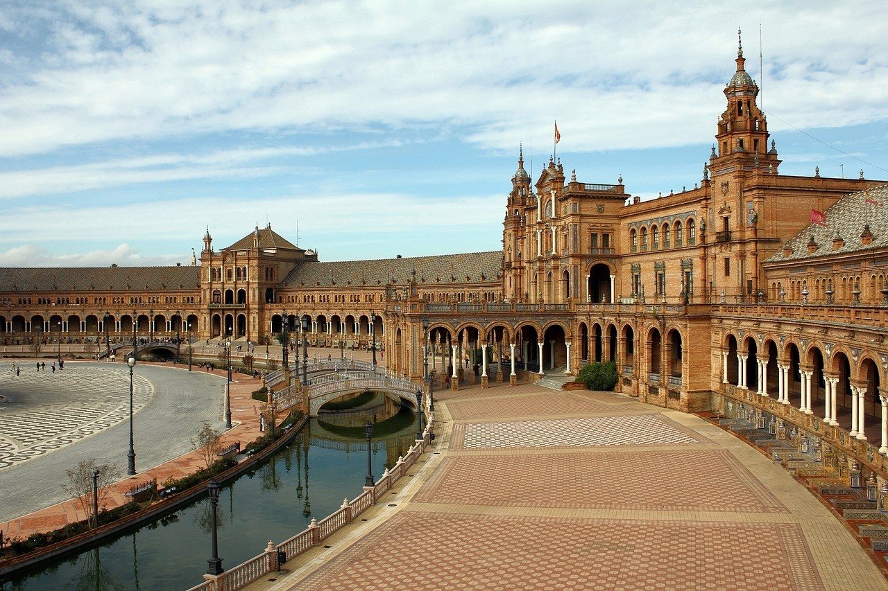 plaza de espana in seville