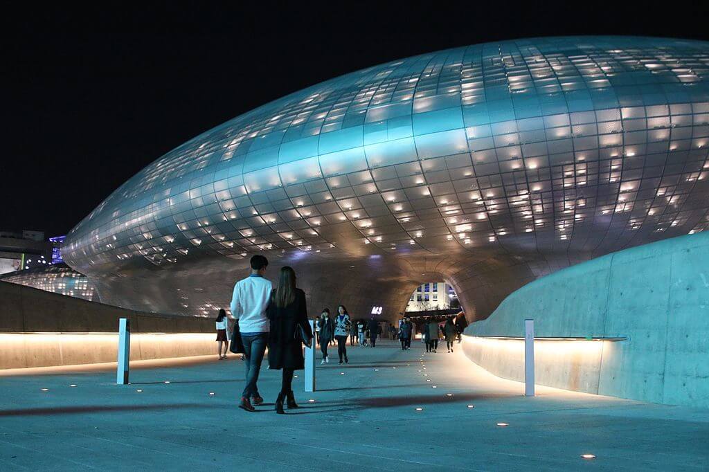 Dongdaemun Design Plaza tastefully lit up