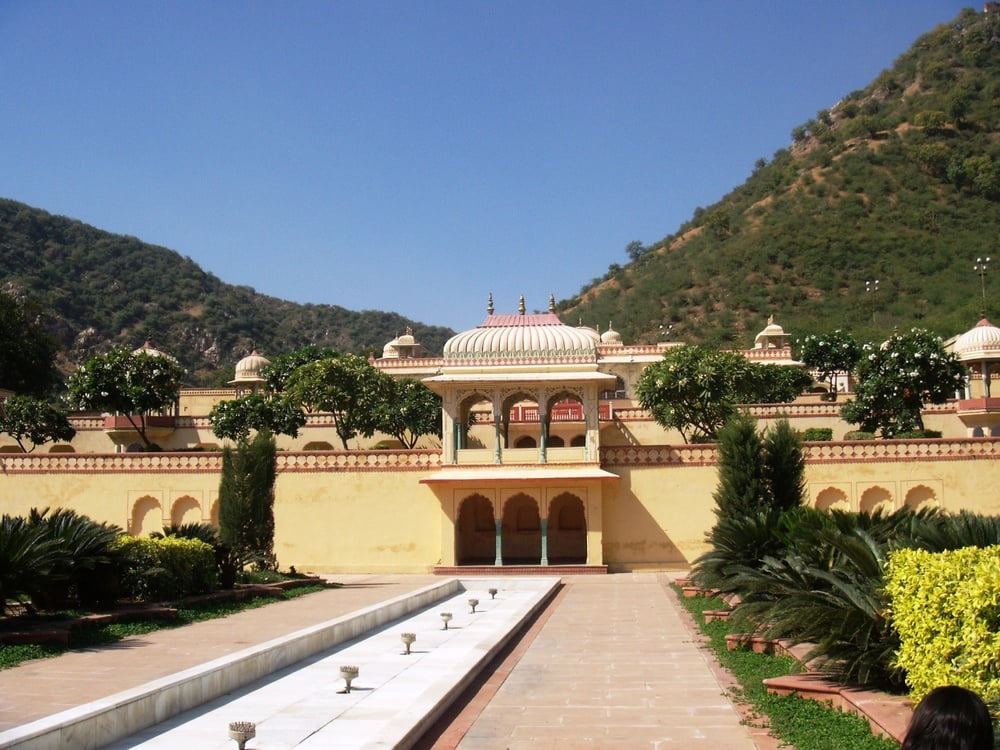 Sisodia Rani Garden