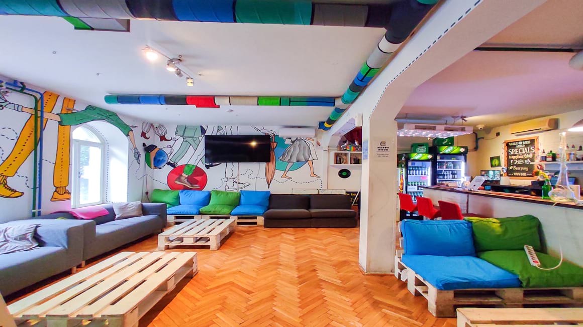 whole wide world hostel and bar zagreb