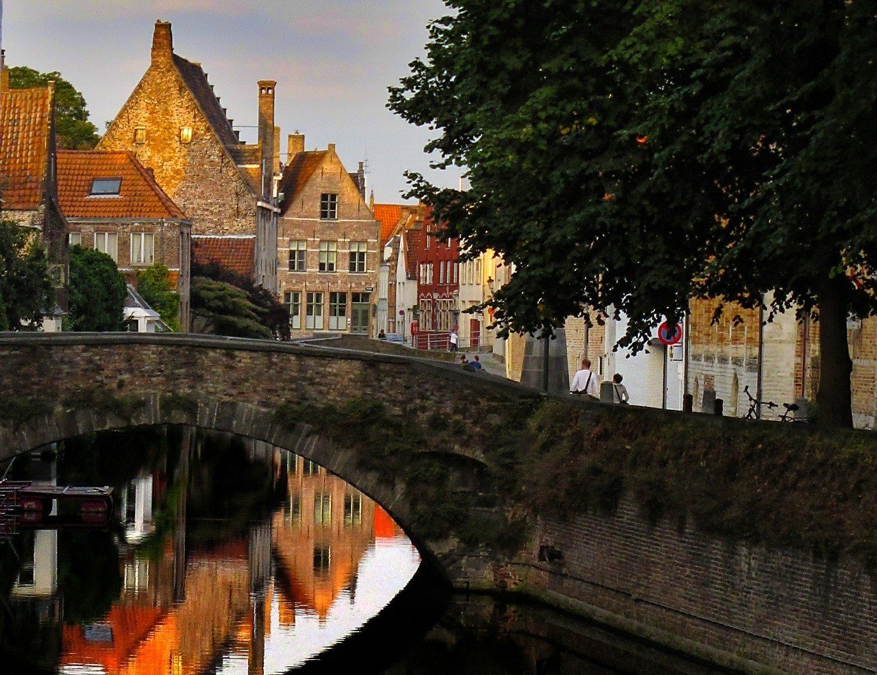 Bruges Weekend Travel FAQs