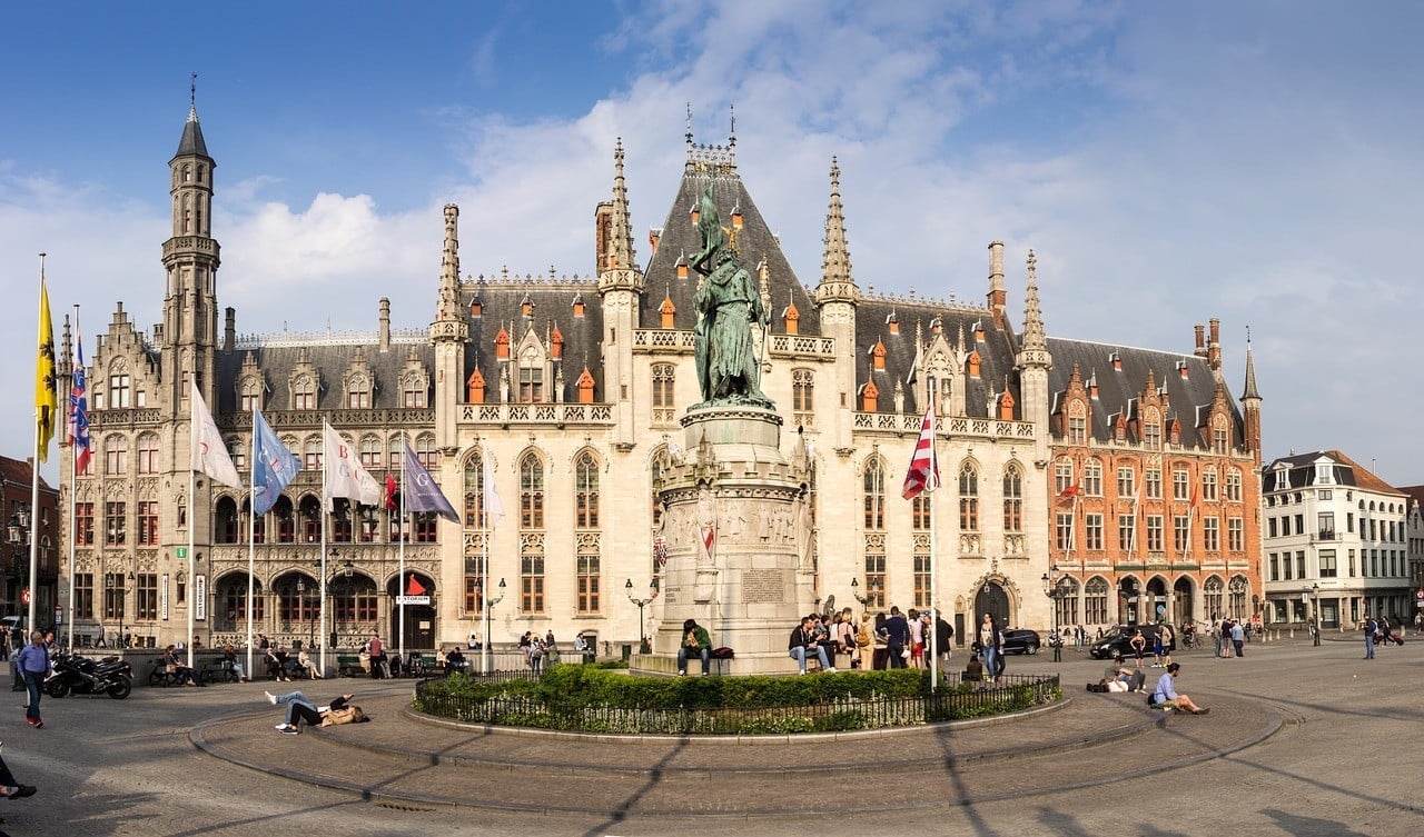 Check out the Amazing Architecture at Burg Square