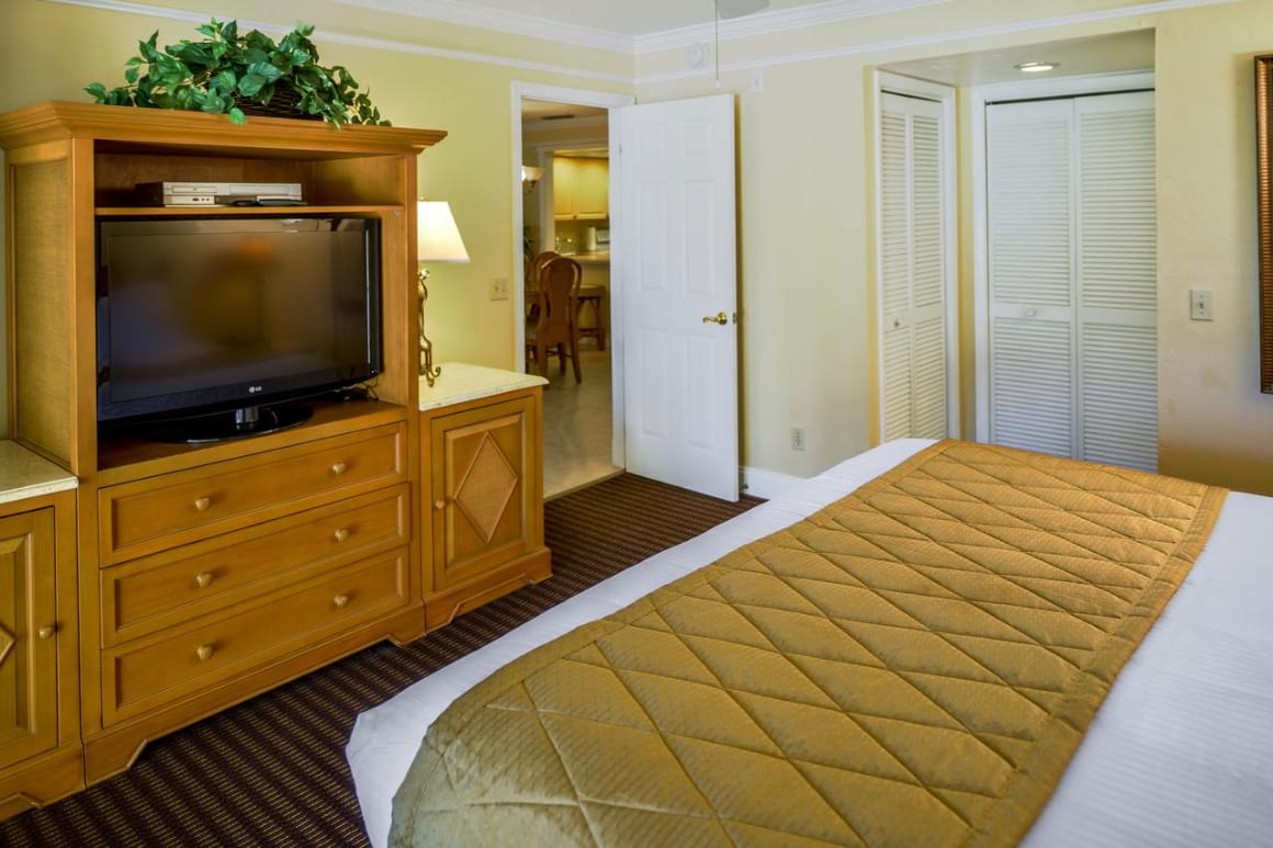 Charter Club Resort of Naples Bay Florida