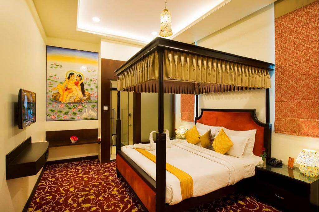 Hotel Kapish Smart-All Pure Veg