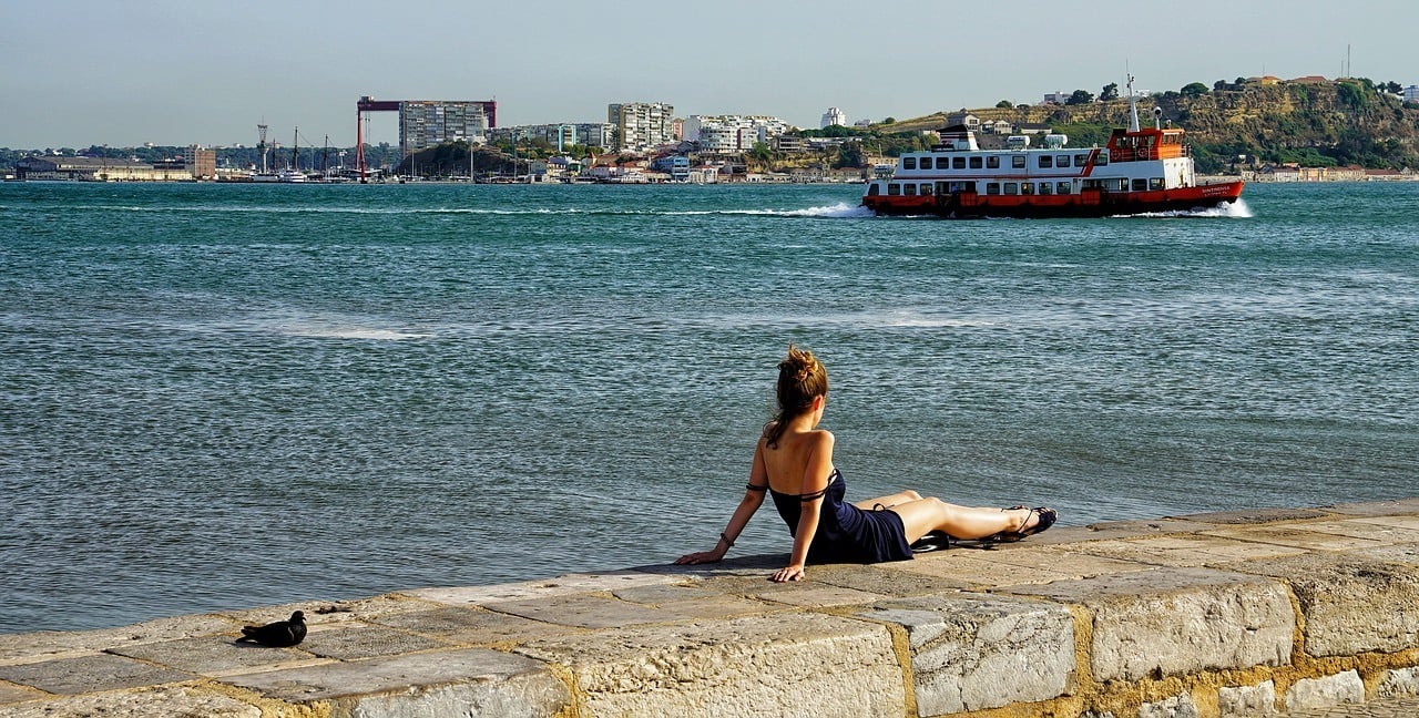 Is Lisbon safe for solo female travellers