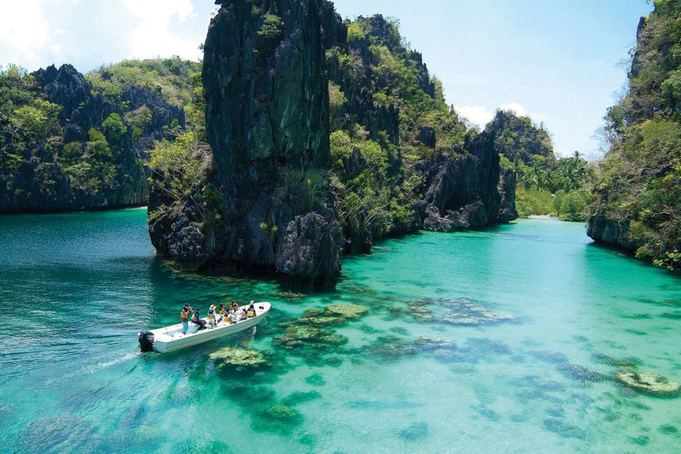 Island Hopping Tour A Lagoons and Beaches