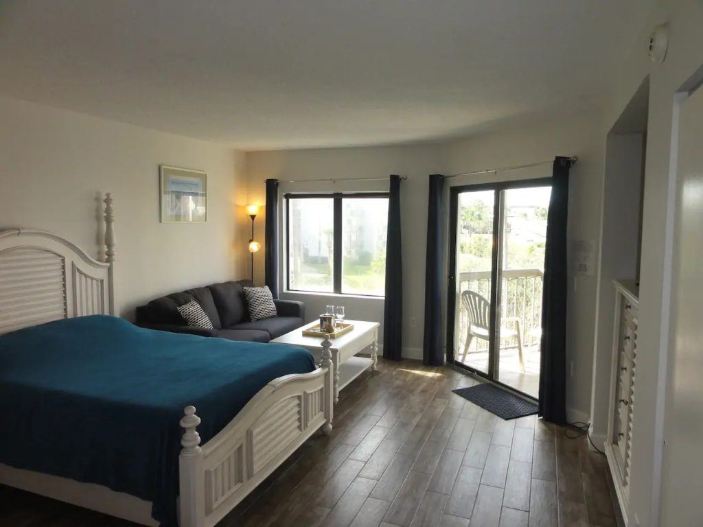 Modern Private Apartment