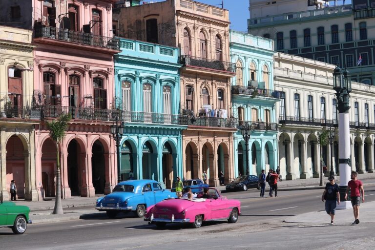 14 BEST Places to Visit in Cuba