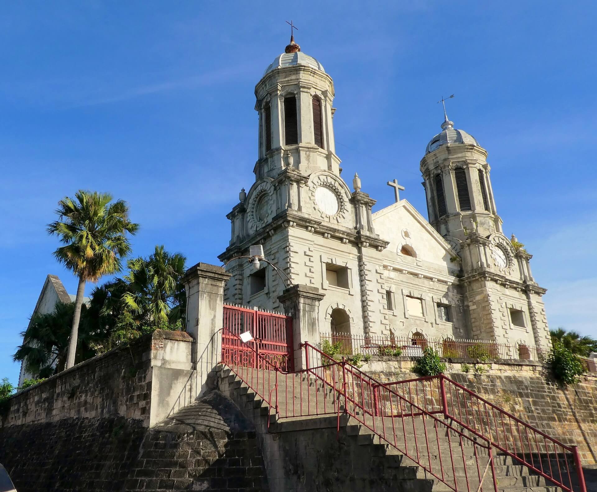 Saint Johns, Antigua