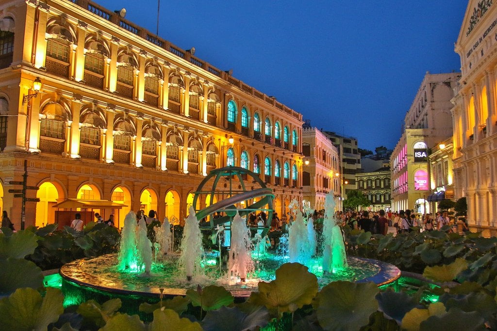 Senado Square