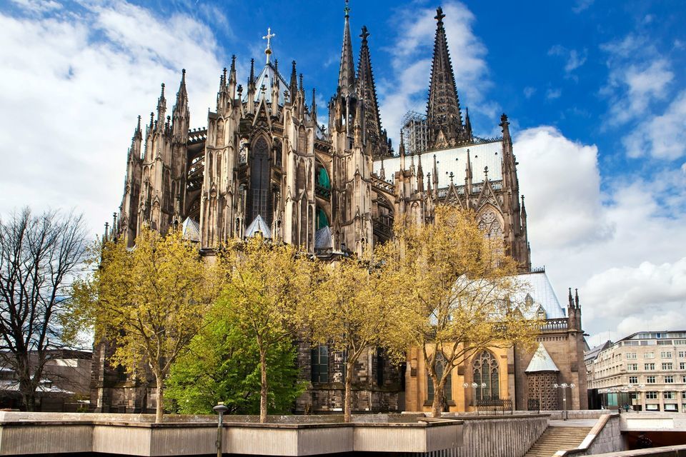 Tour of Cologne and Monschau From Brussels