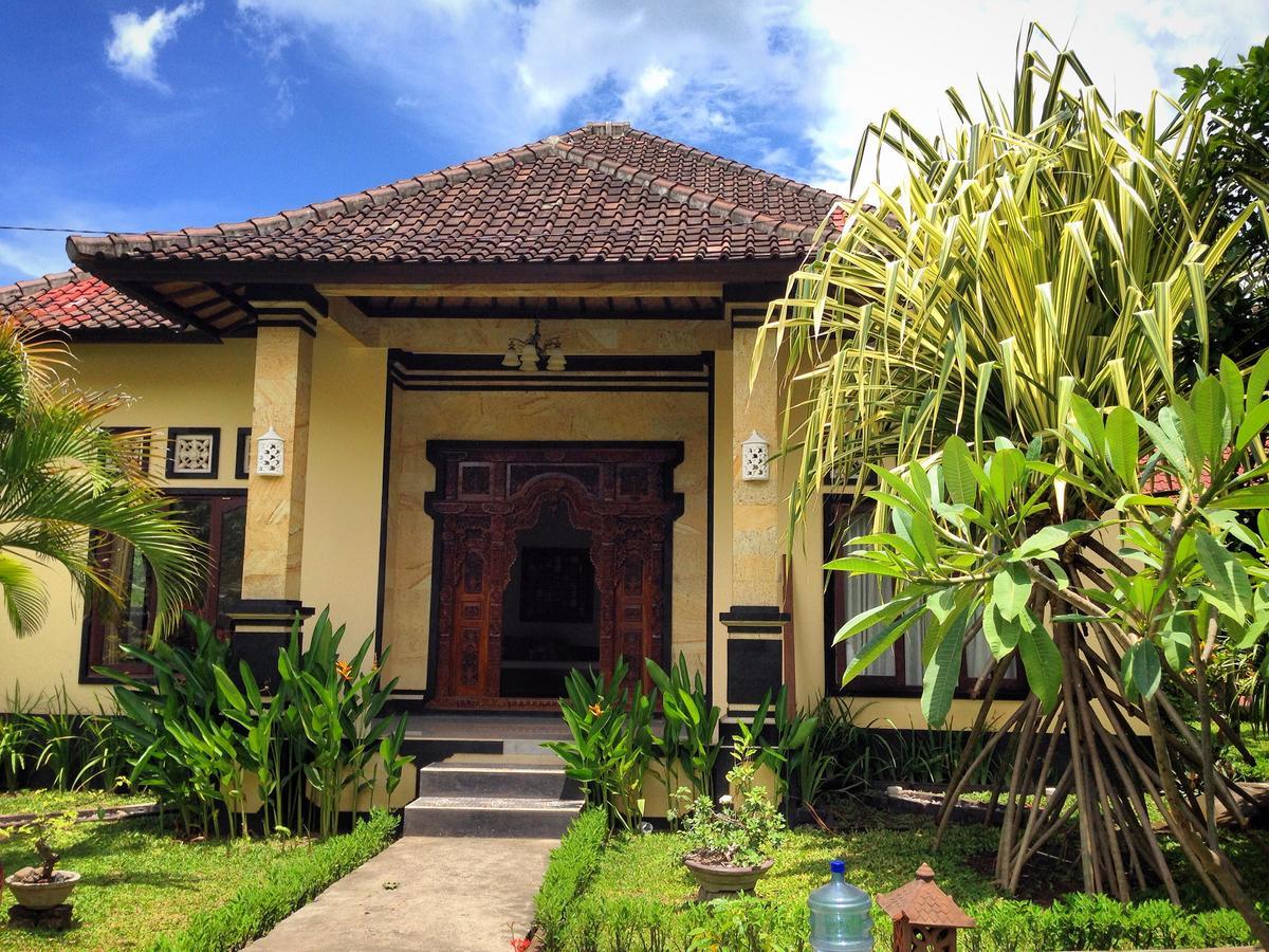 Kirana Homestay amed