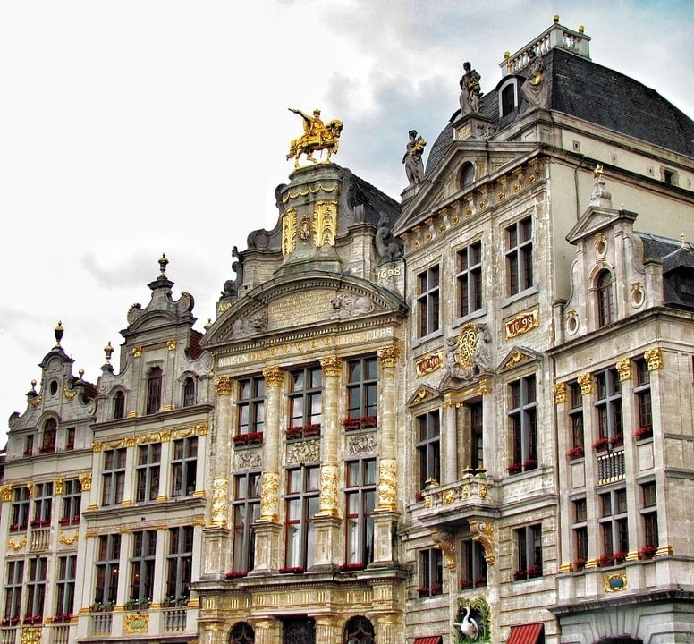 safety tips for traveling in brussels