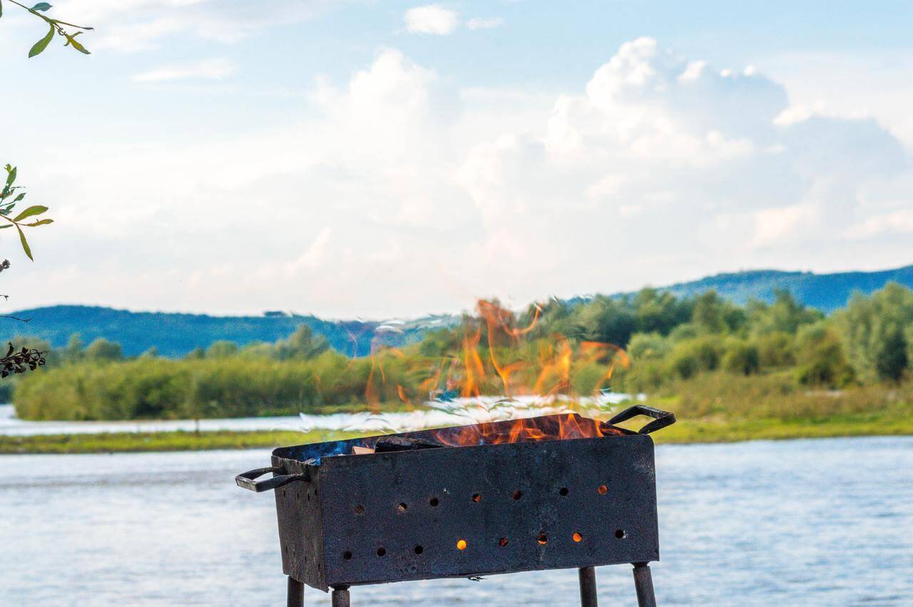 A BBQ picnic is an essential backpacking Sunshine Coast experience