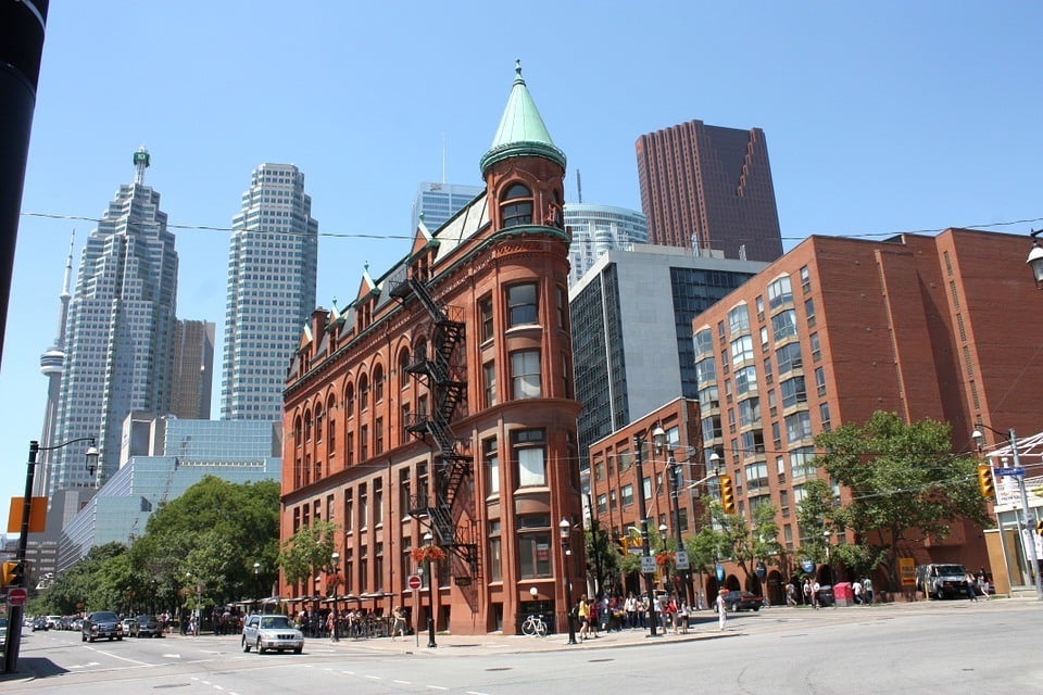 Is Toronto Safe? (Tips + Avoiding Crime in 2023)