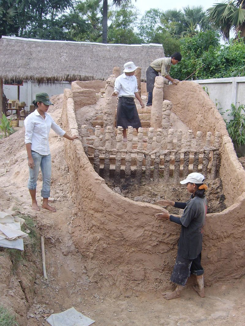 Angkor Pottery Center