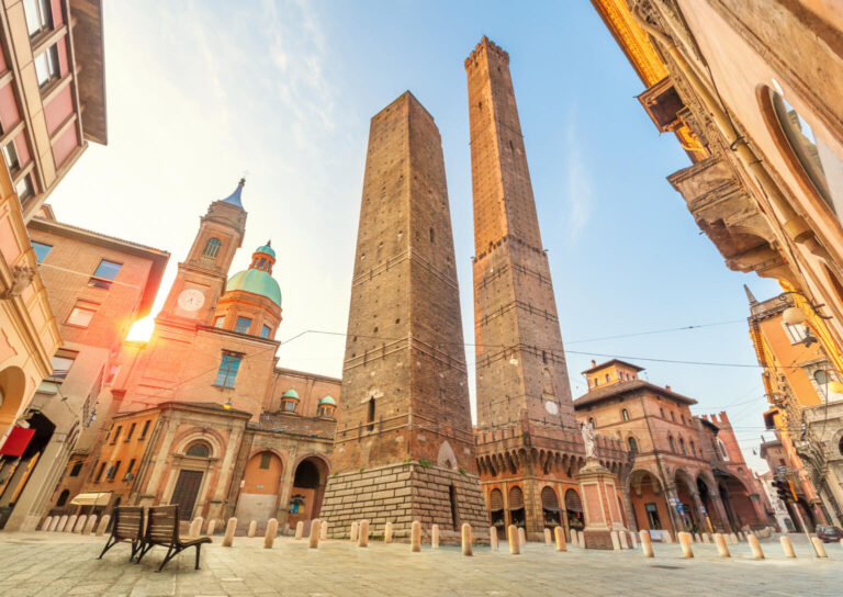 16 BEST Places to Visit in Italy