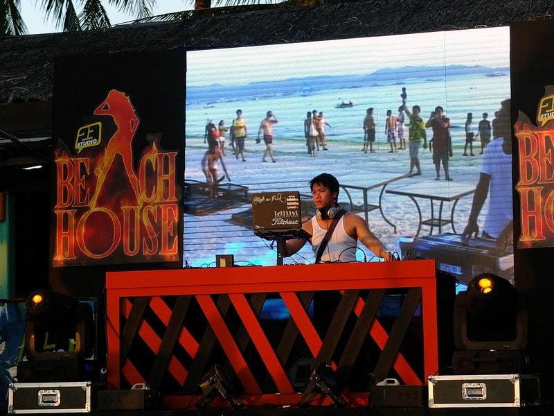 Boracay Pub Crawl
