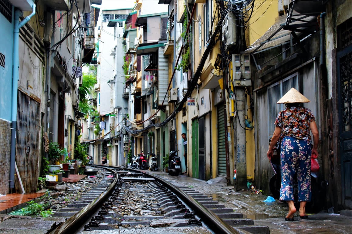 Hanoi train street