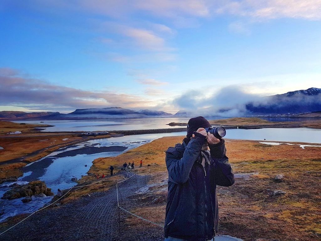 Is Iceland safe to travel alone