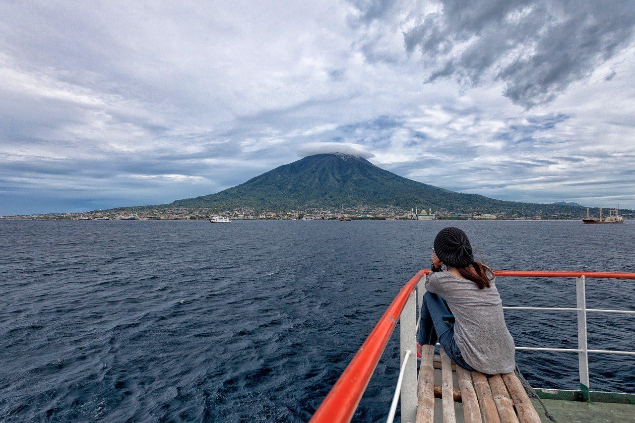 Is Naples safe for solo female travellers
