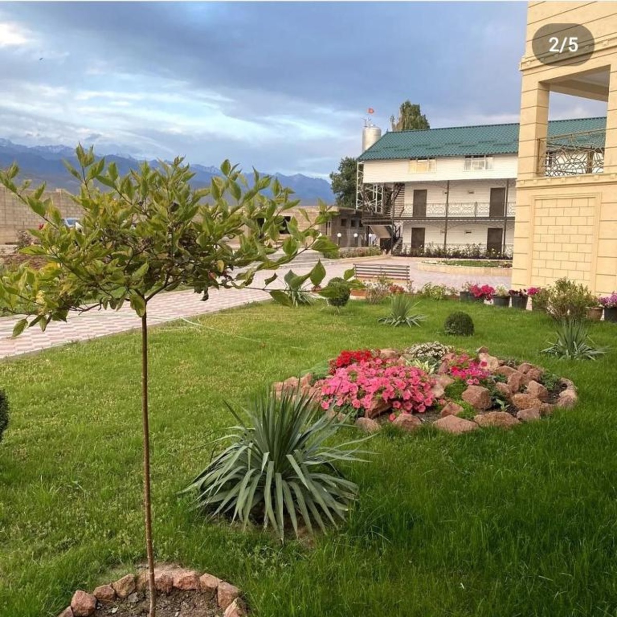 Sunny Beach Hotel Issyk Kul.