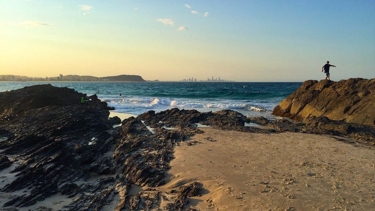 Walk to Snapper Rocks