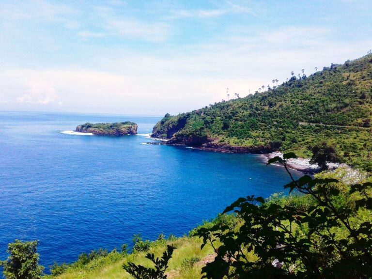 Where to Stay in Amed (Best Places)
