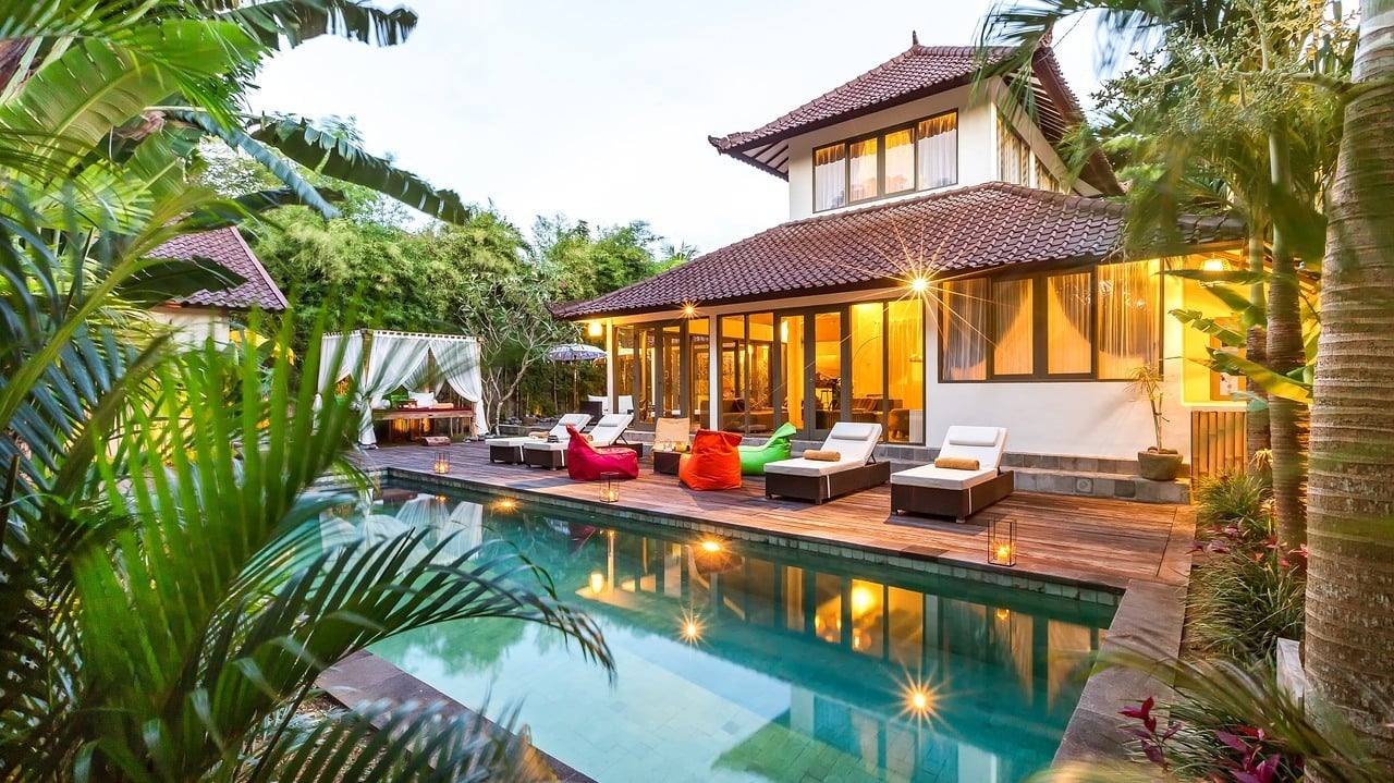 rent a villa in canggu bali with a pool