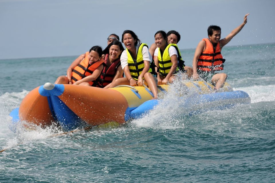 Boracay Carabao Island Tour with Water Sports & BBQ Feast