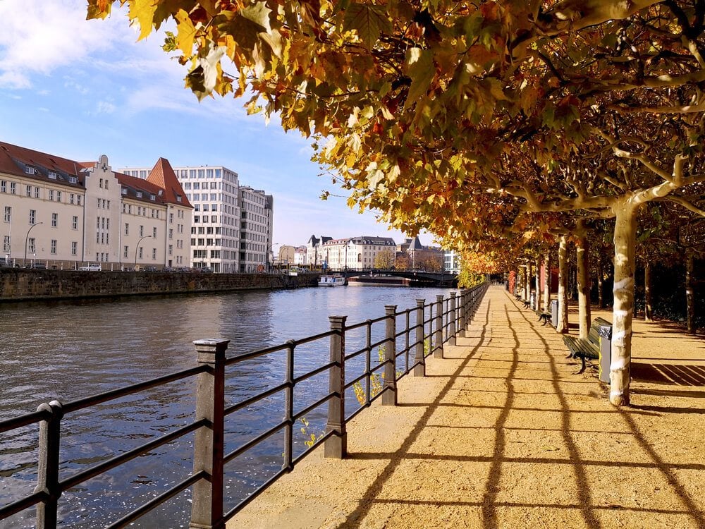 Watch the sunset at Landwehrkanal in Berlin.