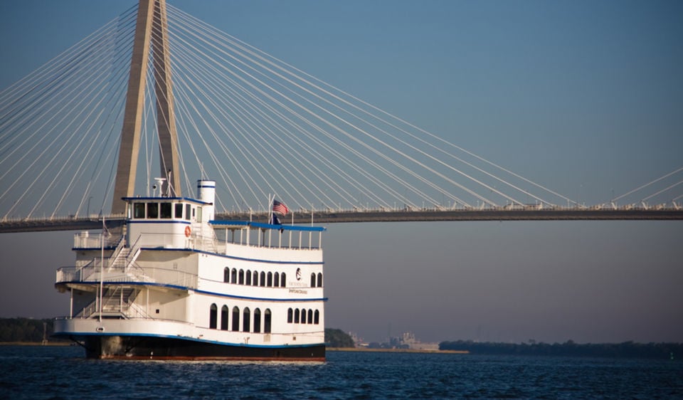 Historic City Tour and Harbor Cruise